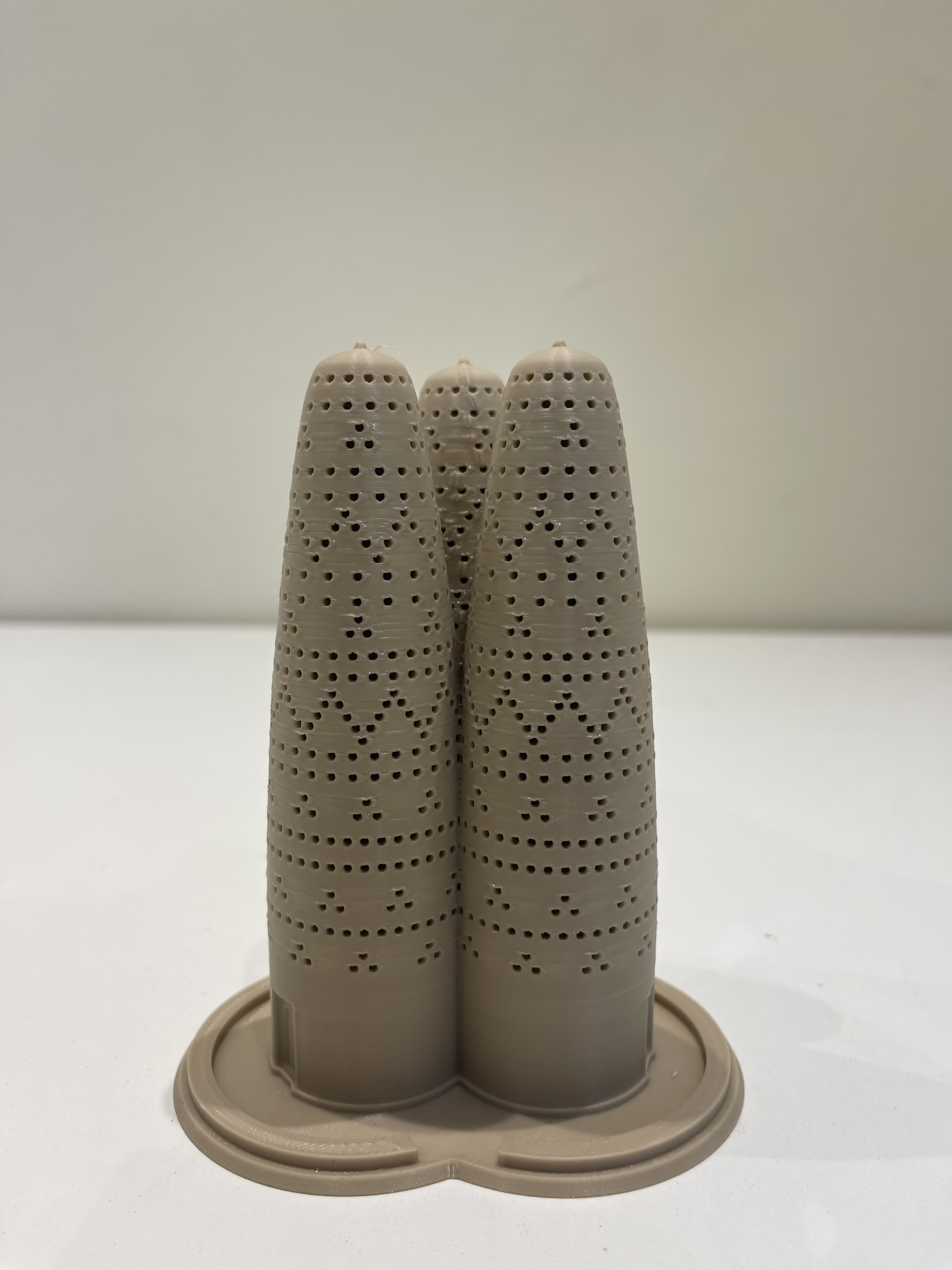 Katara Mosque hover